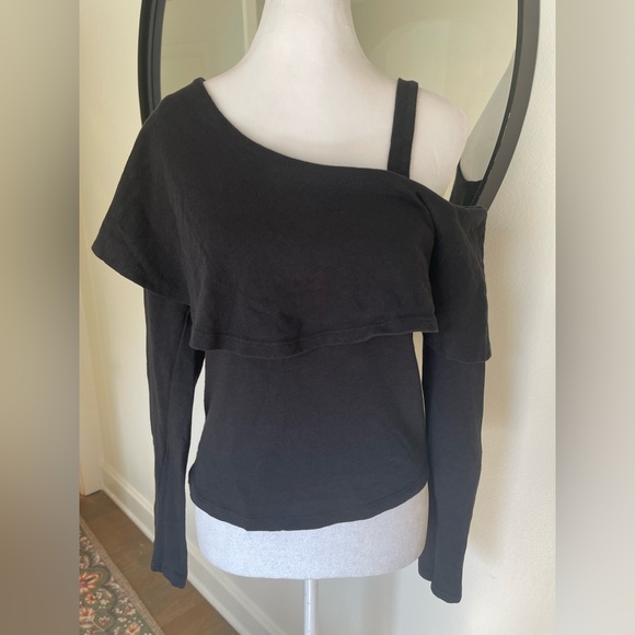HOST PICK 🎉Anthropologie• Postmark One Shoulder Ruffle Top - Picture 4 of 10